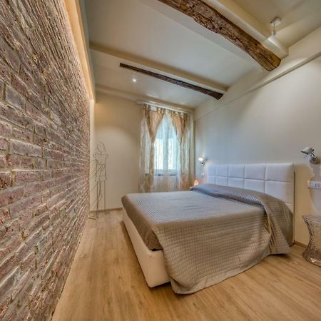 L'Indipendenza, La Casa Dei Viaggiatori Apartman Siena Kültér fotó
